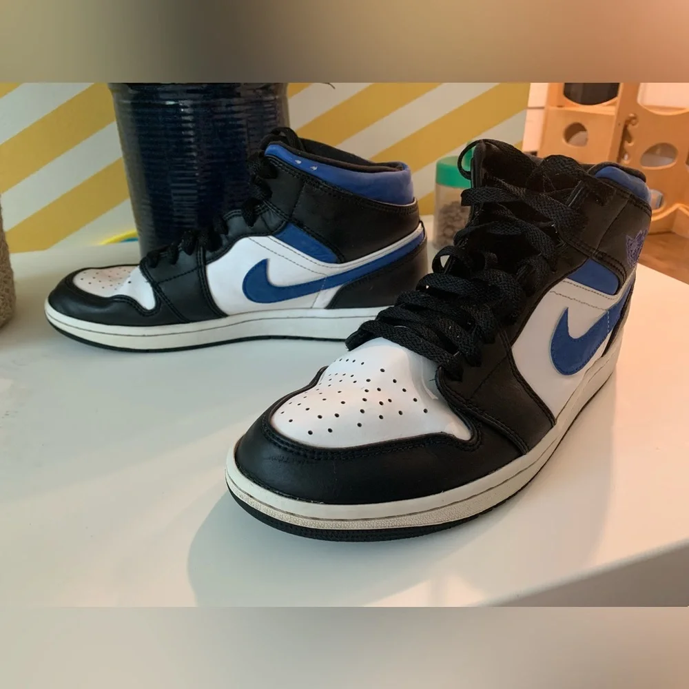 Nike Air Jordan 1 Mid